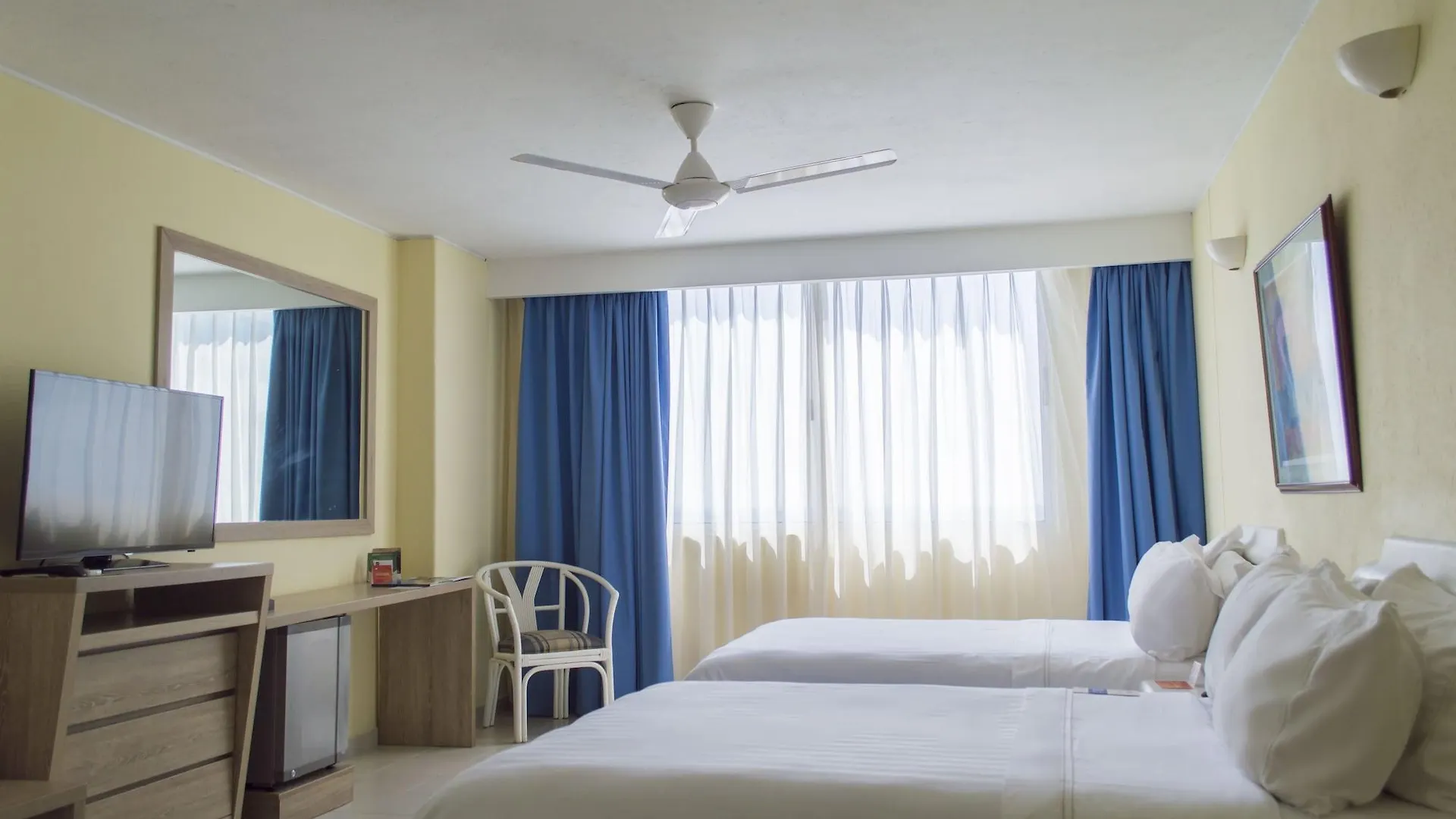 ***  Ghl Comfort Hotel Costa Azul Santa Marta  Colombia
